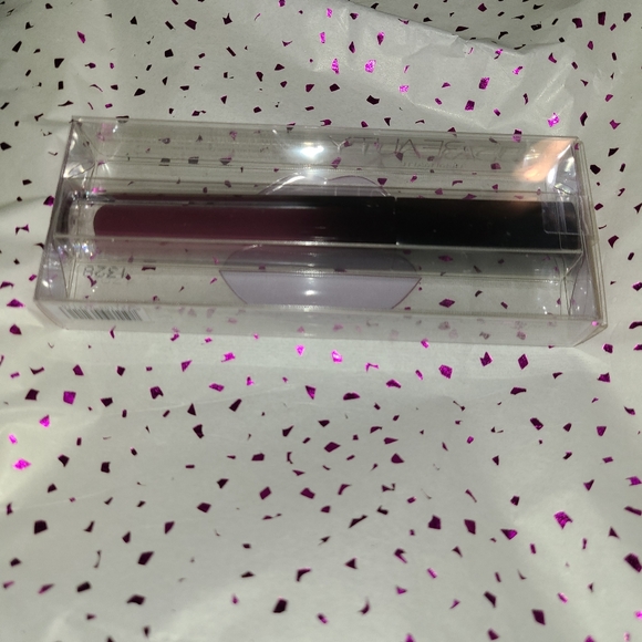 NEW HUDA BEAUTY Demigloss Cream Lipst - Picture 2 of 4